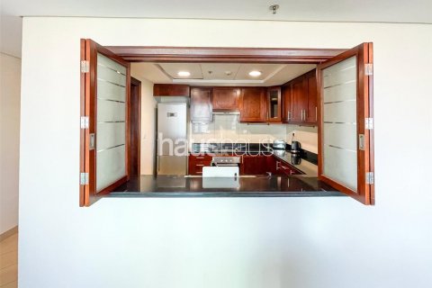 Apartment in The Views, Dubai, UAE 2 bedrooms, 131 sq.m. № 626876 - photo 9