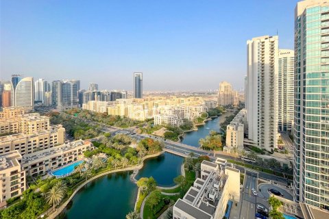 Apartment in The Views, Dubai, UAE 2 bedrooms, 131 sq.m. № 626876 - photo 1