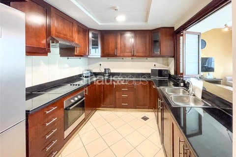 Apartment in The Views, Dubai, UAE 2 bedrooms, 131 sq.m. № 626876 - photo 8