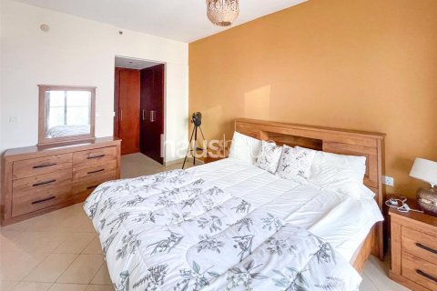 Apartment in The Views, Dubai, UAE 2 bedrooms, 131 sq.m. № 626876 - photo 12