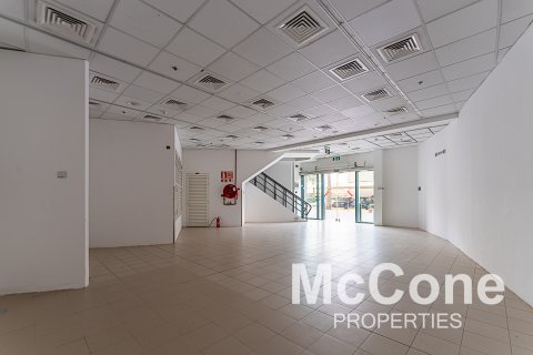 Dyqan në Sheikh Zayed Road, Dubai, Emiratet e Bashkuara Arabe 245.08 m2. № 586871 - Foto 6