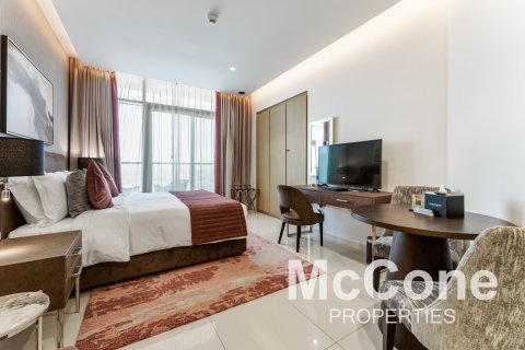 Apartment in Business Bay, Dubai, UAE 1 room, 38.37 sq.m. № 586870 - photo 1