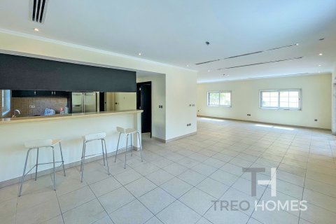 Vila v Jumeirah Park, Dubai, SAE 3 ložnice, 328 m² Č.: 595568 - fotografie 6