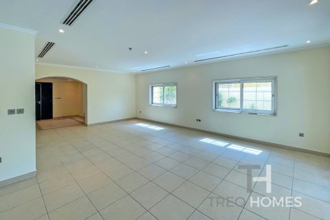 Vila v Jumeirah Park, Dubai, SAE 3 ložnice, 328 m² Č.: 595568 - fotografie 5