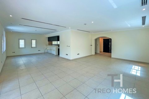 Vila v Jumeirah Park, Dubai, SAE 3 ložnice, 328 m² Č.: 595568 - fotografie 4