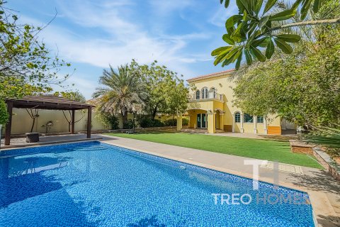 Vila v Jumeirah Park, Dubai, SAE 3 ložnice, 328 m² Č.: 595568 - fotografie 1