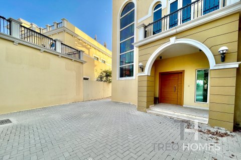 Vila v Jumeirah Park, Dubai, SAE 4 ložnice, 455 m² Č.: 595573 - fotografie 1