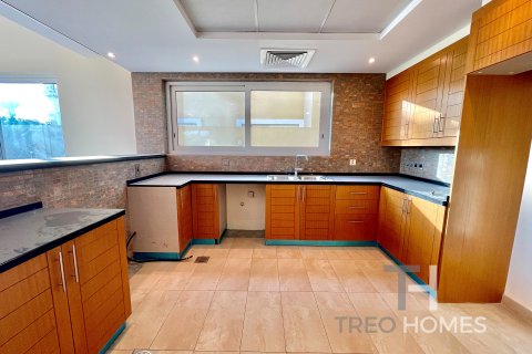 Vila v Jumeirah Park, Dubai, SAE 4 ložnice, 455 m² Č.: 595573 - fotografie 3
