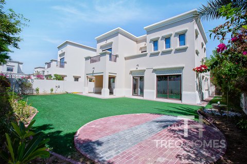 Villa in Arabian Ranches 2, Dubai, UAE 4 bedrooms, 404 sq.m. № 595567 - photo 1