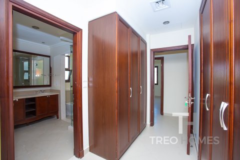 Villa in Arabian Ranches 2, Dubai, UAE 4 bedrooms, 404 sq.m. № 595567 - photo 20