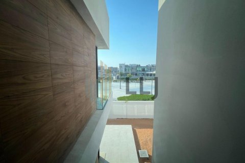 Vila na Saadiyat Island, Abu Dhabi, SAE 5 ložnice, 636.5 m² Č.: 569065 - fotografie 13