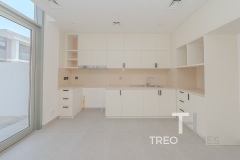 Villa in Arabian Ranches 3, Dubai, UAE 3 bedrooms, 189 sq.m. № 590242 - photo 2