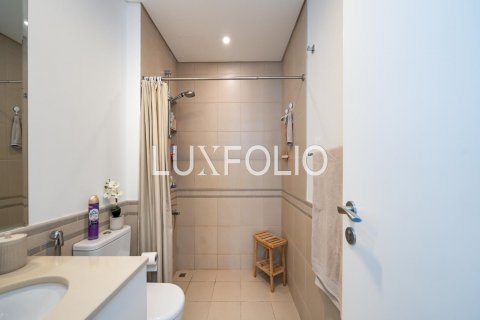 Apartment in Town Square, Dubai, UAE 3 bedrooms, 132 sq.m. № 627651 - photo 20