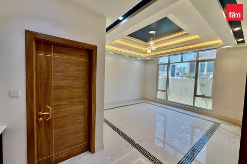 Villa in affitto a Dubai, EAU 6 camere da letto, 930.2 mq. № 610110 - foto 12