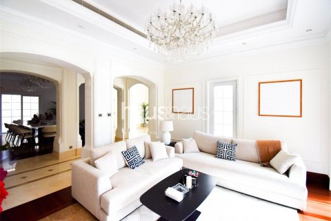 Villa in vendita a Arabian Ranches, Dubai, EAU 5 camere da letto, 718 mq. № 625328 - foto 12