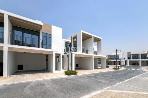 Vila di Arabian Ranches 3, Dubai, UEA 3 kamar tidur, 205 m2 nomor 625342 - foto 2
