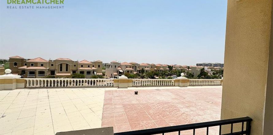 Apartment in Al Hamra Village, Ras Al Khaimah, UAE 2 bedrooms, 115.6 sq.m. № 588429