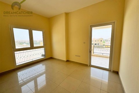 Apartment in Al Hamra Village, Ras Al Khaimah, UAE 2 bedrooms, 115.6 sq.m. № 588429 - photo 8