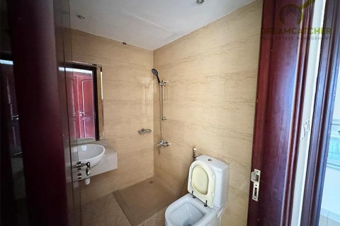 Apartment in Al Hamra Village, Ras Al Khaimah, UAE 2 bedrooms, 115.6 sq.m. № 588429 - photo 10
