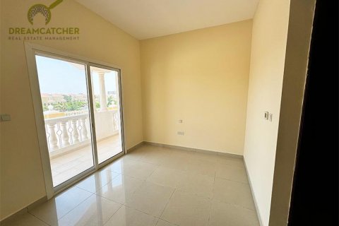 Apartment in Al Hamra Village, Ras Al Khaimah, UAE 2 bedrooms, 115.6 sq.m. № 588429 - photo 7