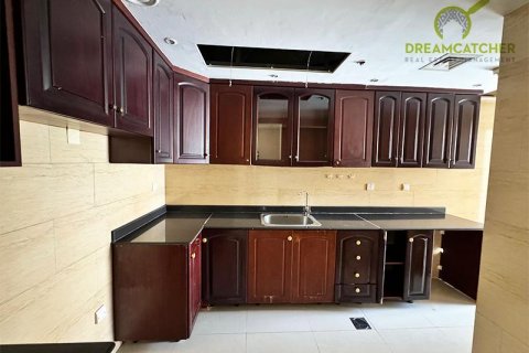 Apartment in Al Hamra Village, Ras Al Khaimah, UAE 2 bedrooms, 115.6 sq.m. № 588429 - photo 6