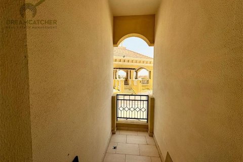 Apartment in Al Hamra Village, Ras Al Khaimah, UAE 2 bedrooms, 115.6 sq.m. № 588429 - photo 11