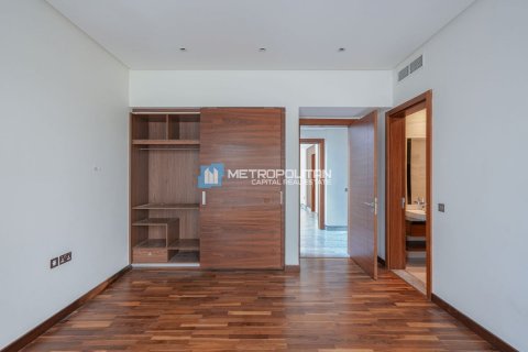Commercial property on the Saadiyat Island, Abu Dhabi, UAE 5 bedrooms, 722 sq.m. № 594130 - photo 22