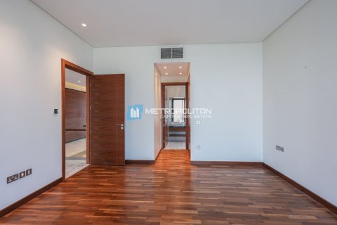 Commercial property on the Saadiyat Island, Abu Dhabi, UAE 5 bedrooms, 722 sq.m. № 594130 - photo 9