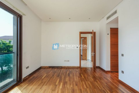 Commercial property on the Saadiyat Island, Abu Dhabi, UAE 5 bedrooms, 722 sq.m. № 594130 - photo 16