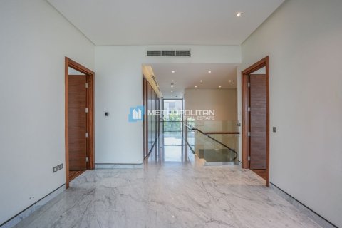 Commercial property on the Saadiyat Island, Abu Dhabi, UAE 5 bedrooms, 722 sq.m. № 594130 - photo 10