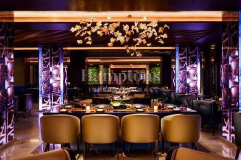 Apartment sa Palm Jumeirah, Dubai, UAE 4 silid-tulugan, 439.98860800 sq.m. № 596510 - larawan 5
