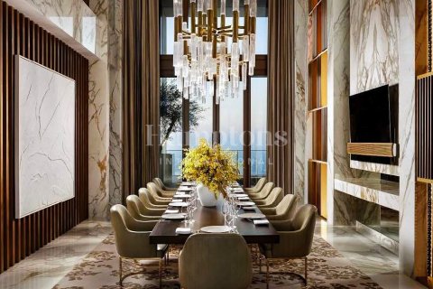 Apartment sa Palm Jumeirah, Dubai, UAE 4 silid-tulugan, 439.98860800 sq.m. № 596510 - larawan 26