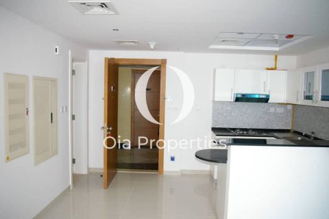 Apartment in Al Reem Island, Abu Dhabi, UAE 2 bedrooms, 119 sq.m. № 609913 - photo 8