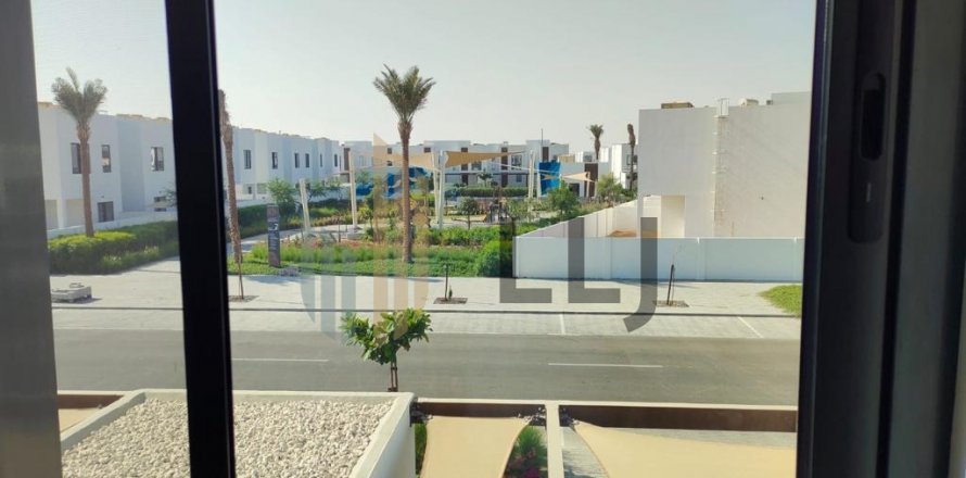 Townhouse in Al Ghadeer, Abu Dhabi, UAE 3 bedrooms, 106.6 sq.m. № 624173
