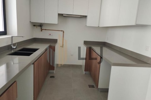 Townhouse in Al Ghadeer, Abu Dhabi, UAE 3 bedrooms, 106.6 sq.m. № 624173 - photo 11