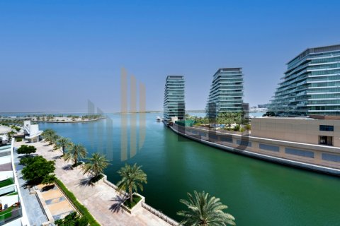 Apartament në Al Raha Beach, Abu Dhabi, Emiratet e Bashkuara Arabe 3 dhoma gjumi, 217.4 m2. № 624167 - Foto 1