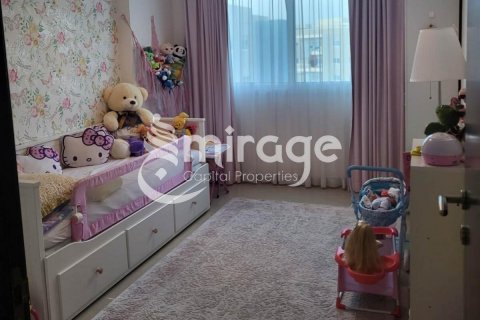 Apartament në Al Reef, Abu Dhabi, Emiratet e Bashkuara Arabe 3 dhoma gjumi, 133.1 m2. № 574613 - Foto 7