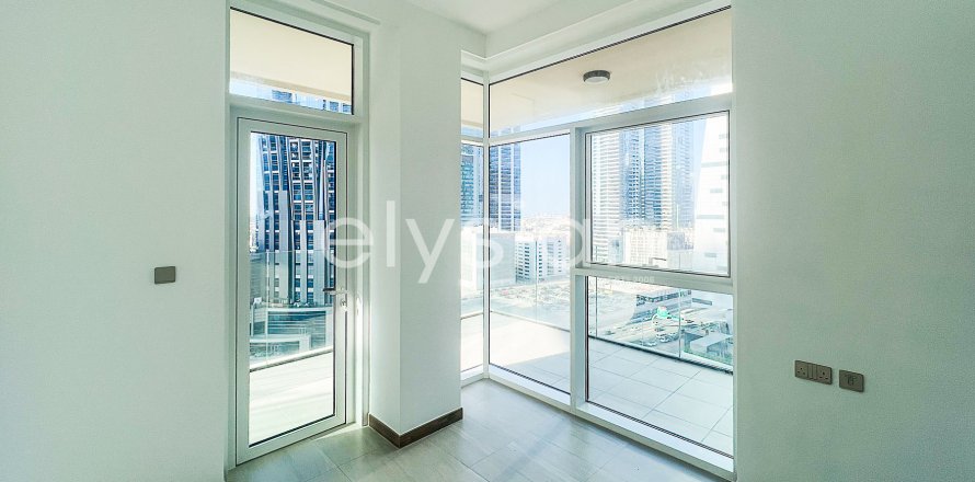 Apartmen di Business Bay, Dubai, UAE 1 bilik tidur, 70 meter persegi № 586100