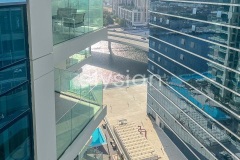 Apartmen di Business Bay, Dubai, UAE 1 bilik tidur, 70 meter persegi № 586100 - foto 8