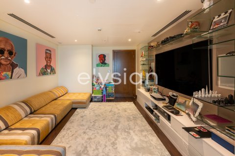 Apartment in Palm Jumeirah, Dubai, UAE 3 bedrooms, 377 sq.m. № 586096 - photo 8