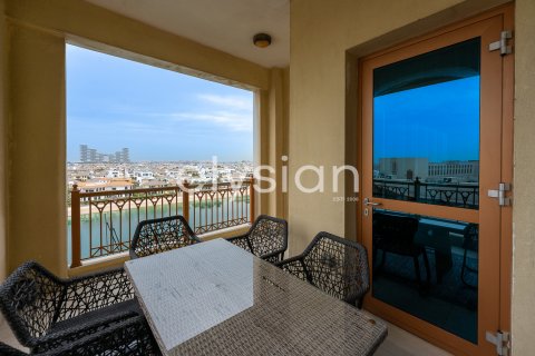 Apartment in Palm Jumeirah, Dubai, UAE 3 bedrooms, 377 sq.m. № 586096 - photo 16
