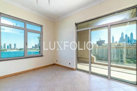 Apartament në Palm Jumeirah, Dubai, Emiratet e Bashkuara Arabe 3 dhoma gjumi, 200 m2. № 627573 - Foto 1