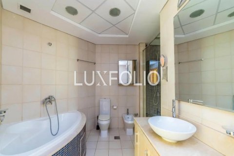 Apartament në Palm Jumeirah, Dubai, Emiratet e Bashkuara Arabe 3 dhoma gjumi, 200 m2. № 627573 - Foto 9