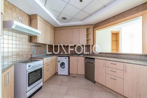 Apartament në Palm Jumeirah, Dubai, Emiratet e Bashkuara Arabe 3 dhoma gjumi, 200 m2. № 627573 - Foto 8