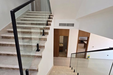 Komerční nemovitost v Al Shamkha, Abu Dhabi, SAE 6 ložnice, 544 m² Č.: 594342 - fotografie 10