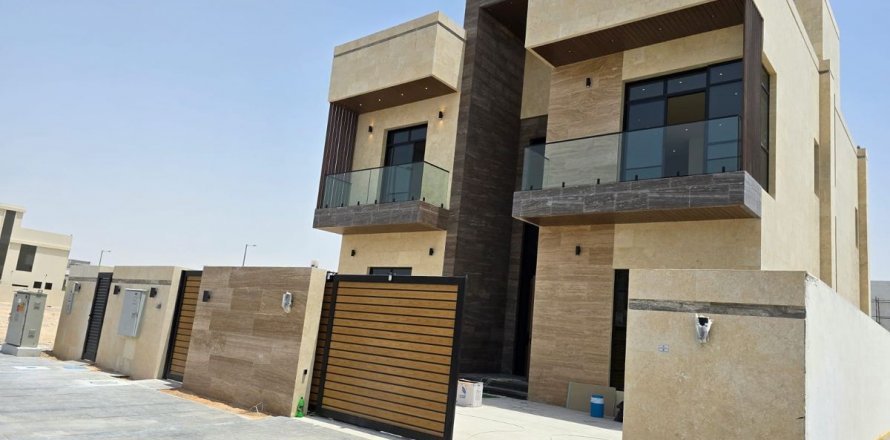 Komerční nemovitost v Al Shamkha, Abu Dhabi, SAE 6 ložnice, 544 m² Č.: 594342