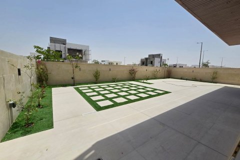 Komerční nemovitost v Al Shamkha, Abu Dhabi, SAE 6 ložnice, 544 m² Č.: 594342 - fotografie 16