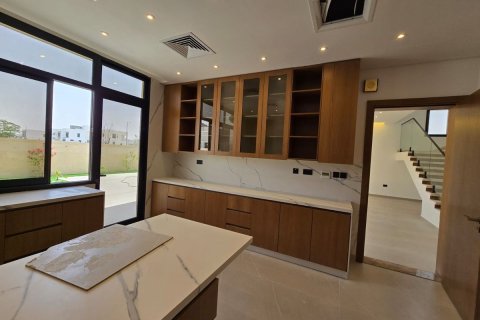 Komerční nemovitost v Al Shamkha, Abu Dhabi, SAE 6 ložnice, 544 m² Č.: 594342 - fotografie 13
