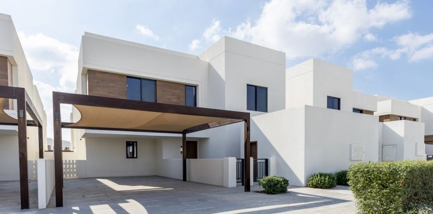Komerční nemovitost na Yas Island, Abu Dhabi, SAE 5 ložnice, 290 m² Č.: 594347