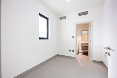Komerční nemovitost na Yas Island, Abu Dhabi, SAE 5 ložnice, 290 m² Č.: 594347 - fotografie 14